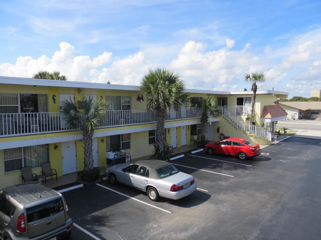 Sand Castle Motel Daytona Beach Shores Bagian luar foto